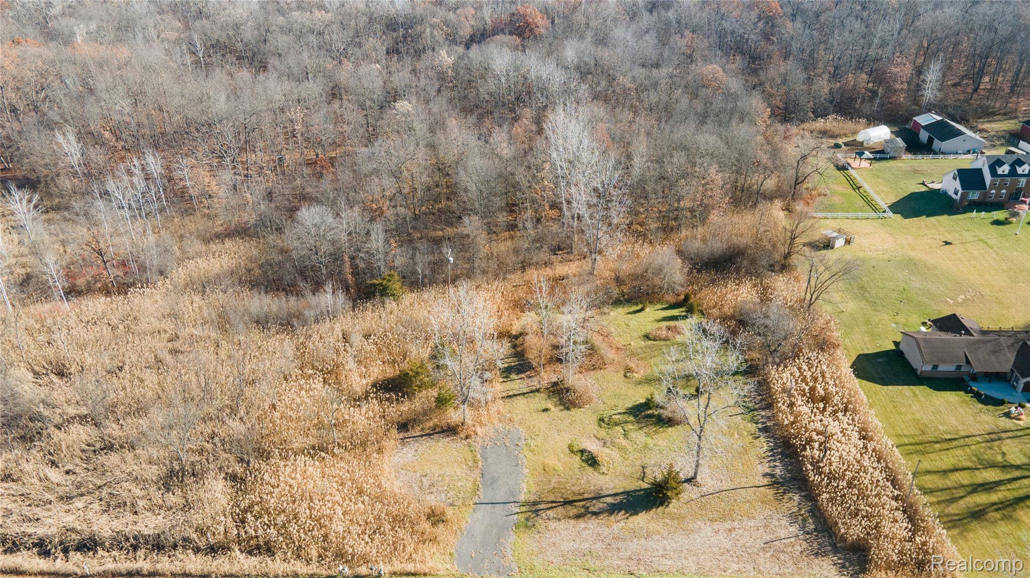 23901 Sumpter RD, Belleville, MI 48111