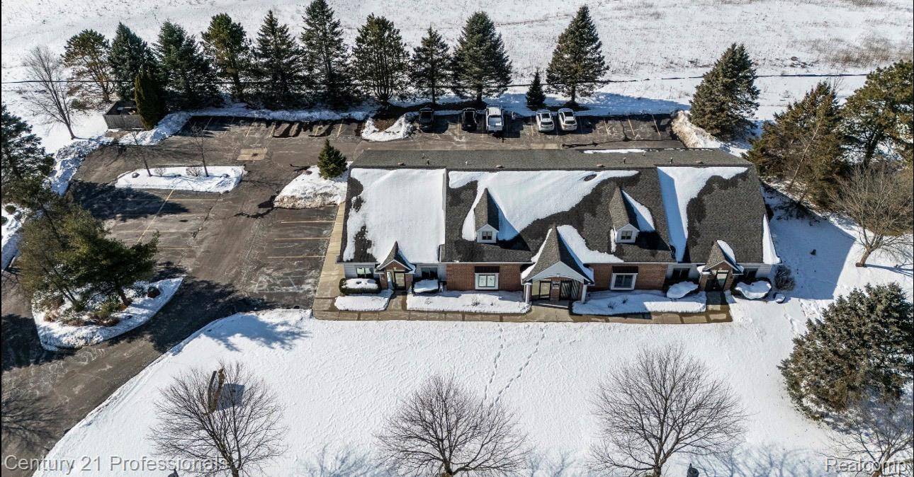 7457 M E Cad BLVD #100, Springfield Charter Township, MI 48348