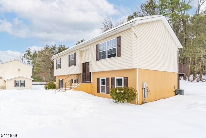 417 Deer Field Ln, Montague Twp., NJ 07827