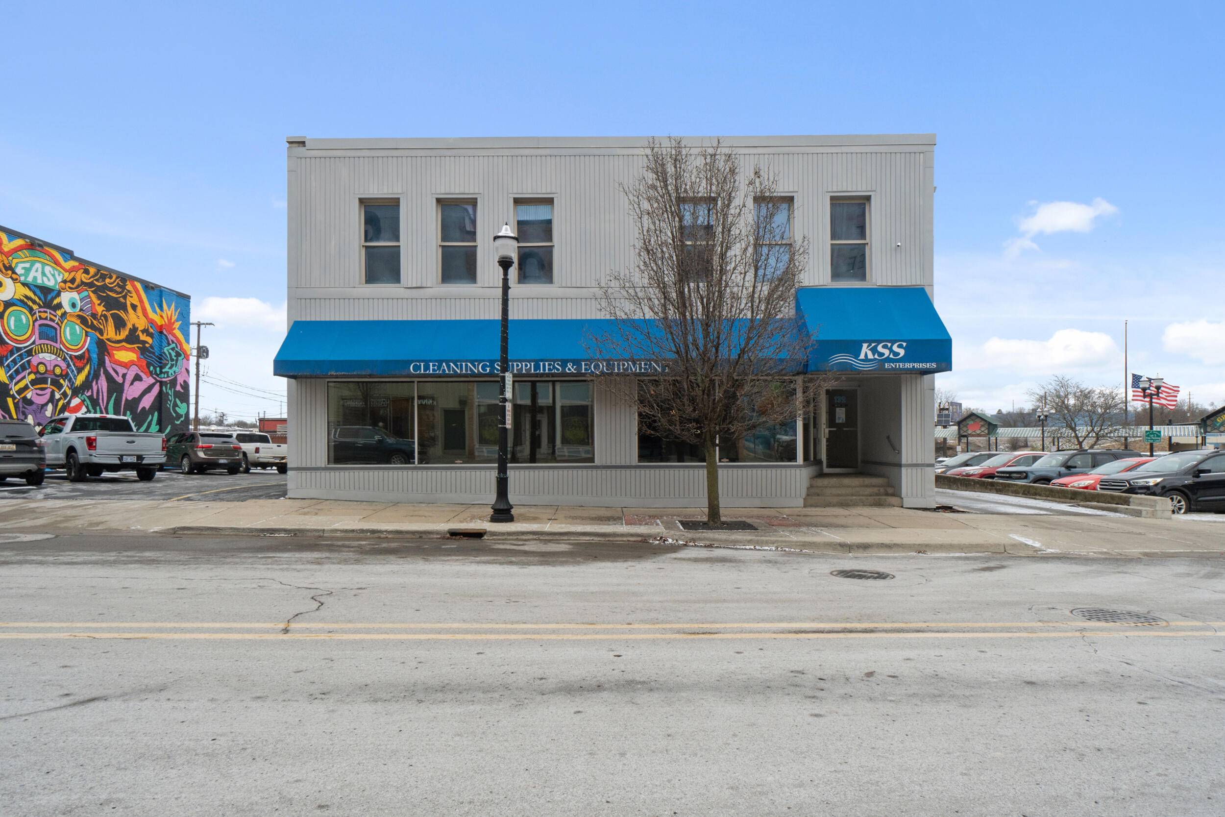 132 W Pearl ST, Jackson City, MI 49201