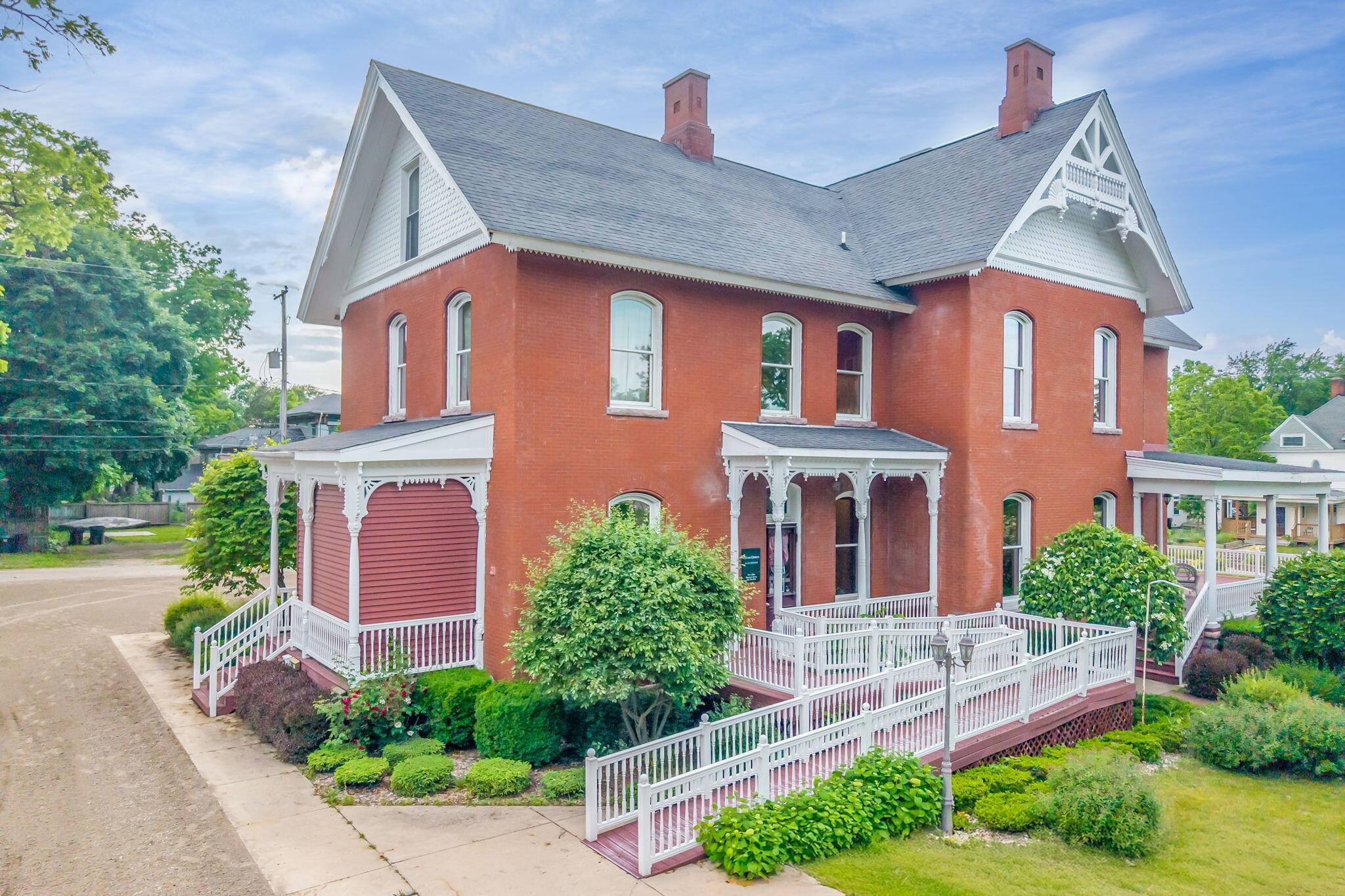 414 Maple ST, Big Rapids, MI 49307