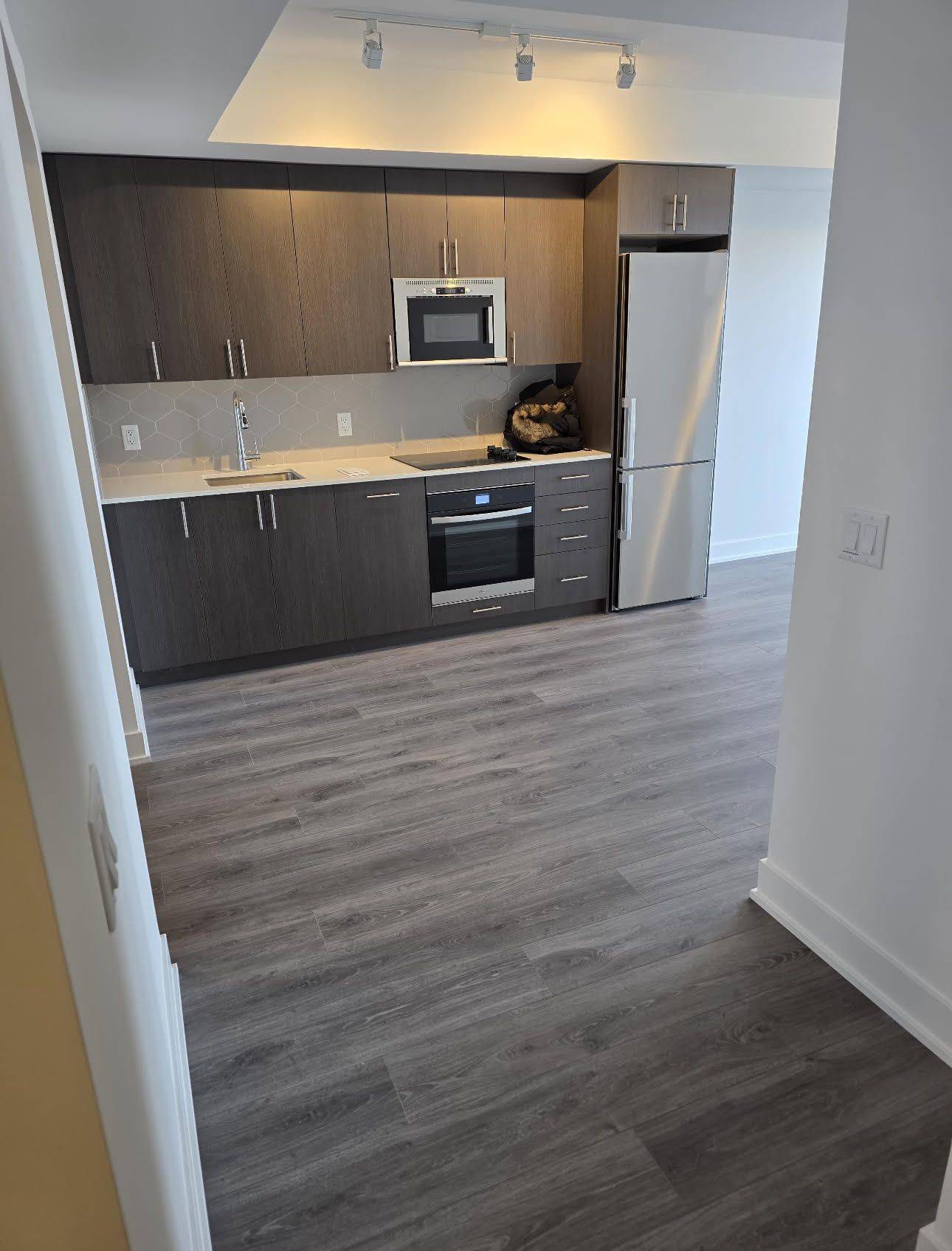 2545 Simcoe ST N #502, Oshawa, ON L1H 7K4