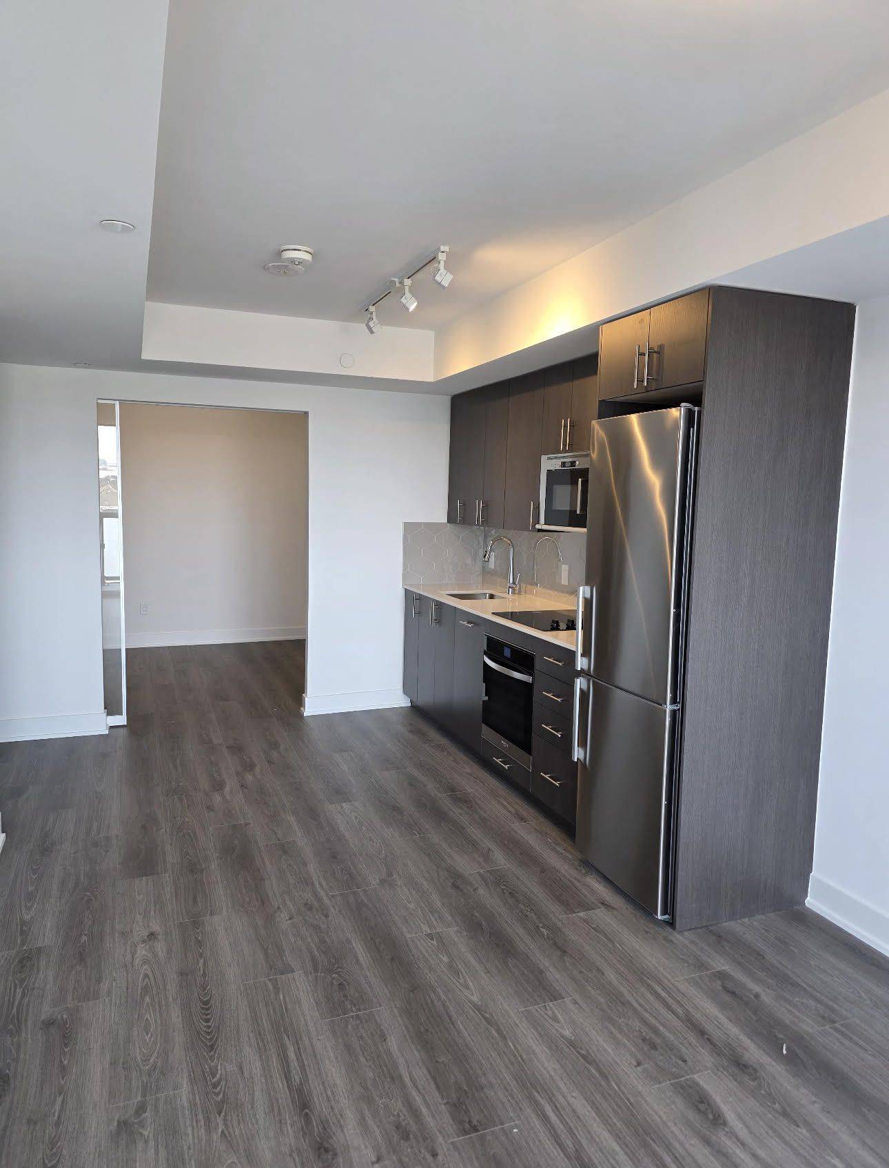 2545 Simcoe ST N #502, Oshawa, ON L1H 7K4