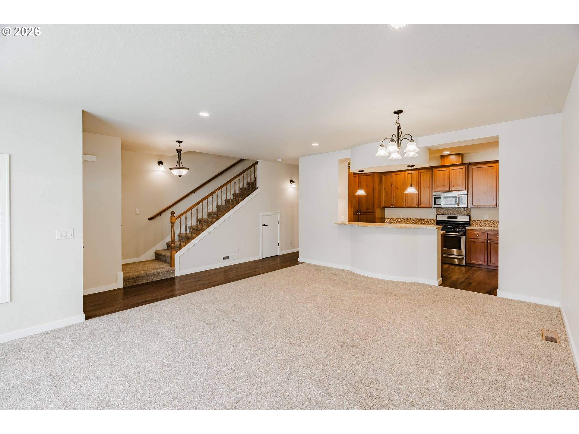 384 MARKET ST, Salem, OR 97301