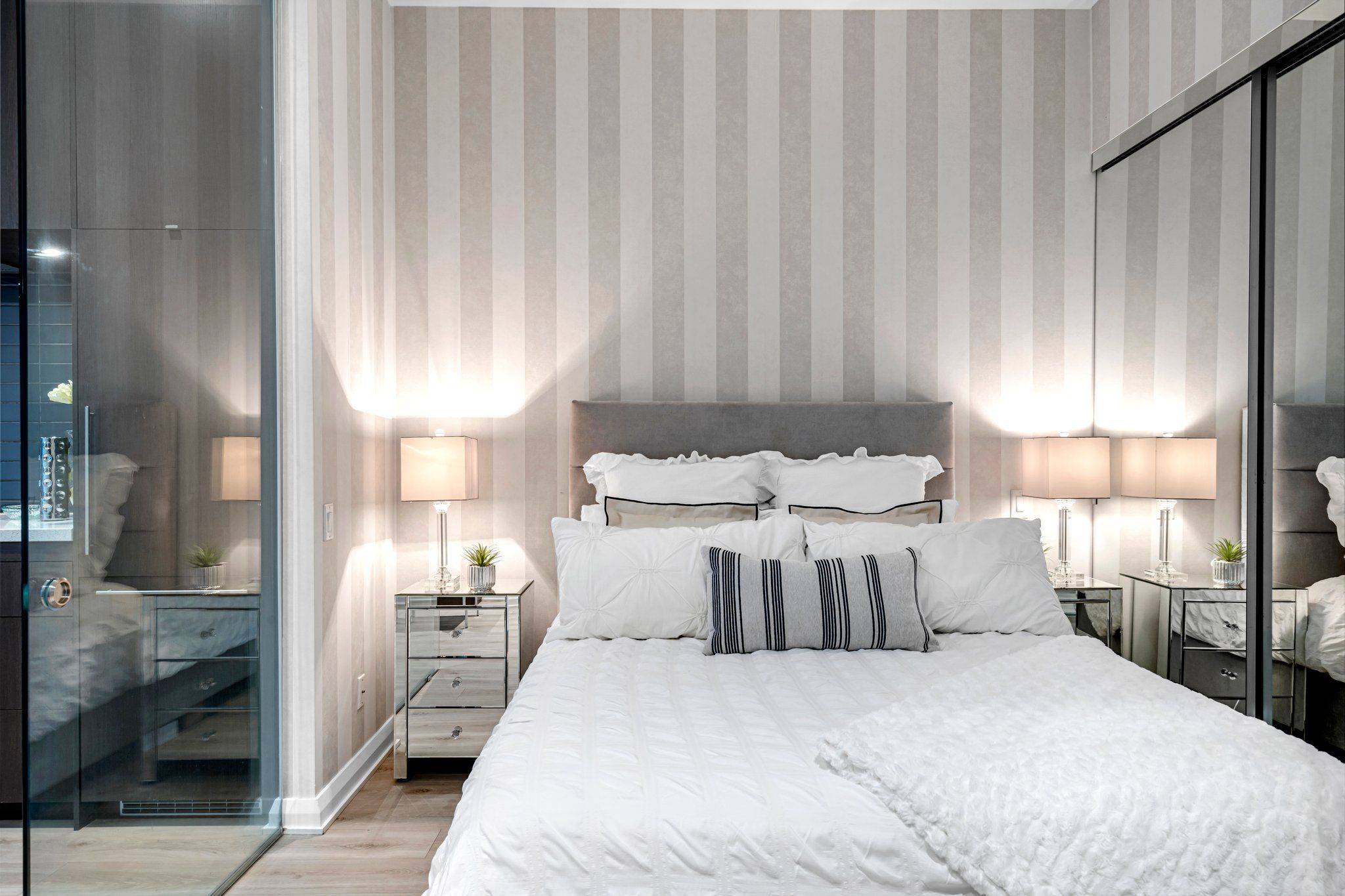 155 Yorkville AVE #304, Toronto C02, ON M5R 1C4