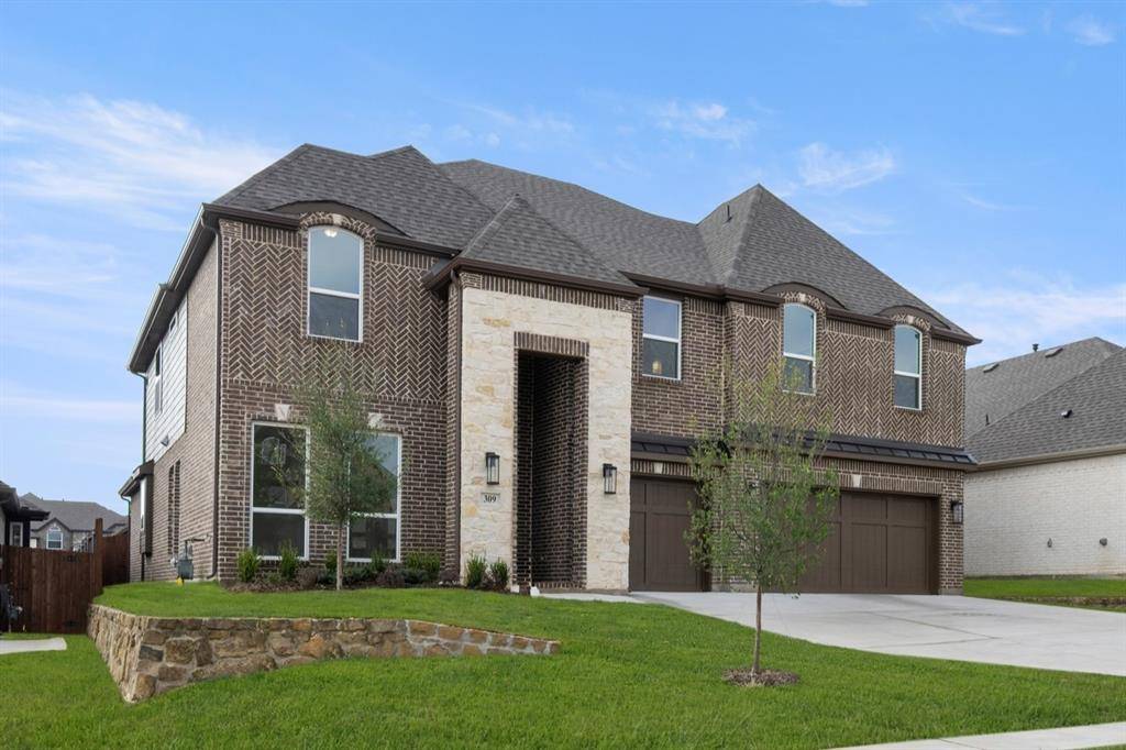 309 Loretta, Burleson, TX 76028