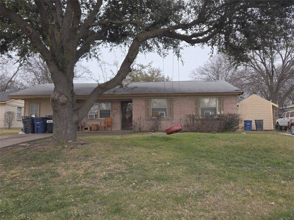 923 Edgedale Drive, Dallas, TX 75232
