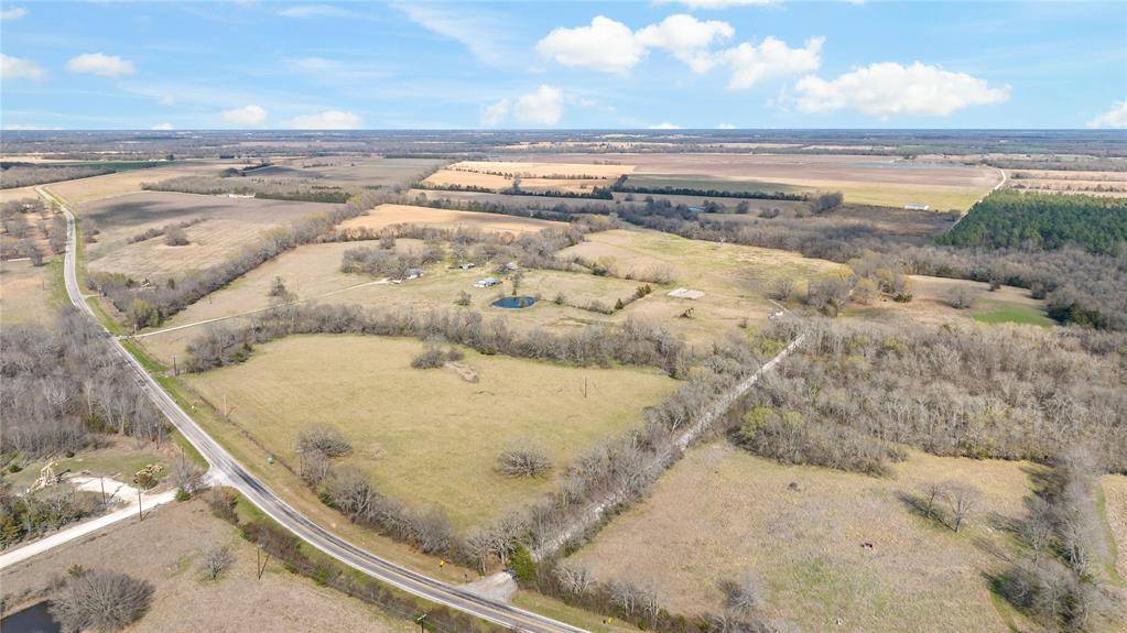 4279 Fm 909, Clarksville, TX 75426