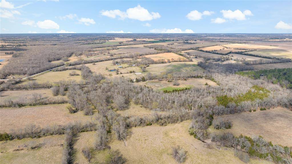 4279 Fm 909, Clarksville, TX 75426