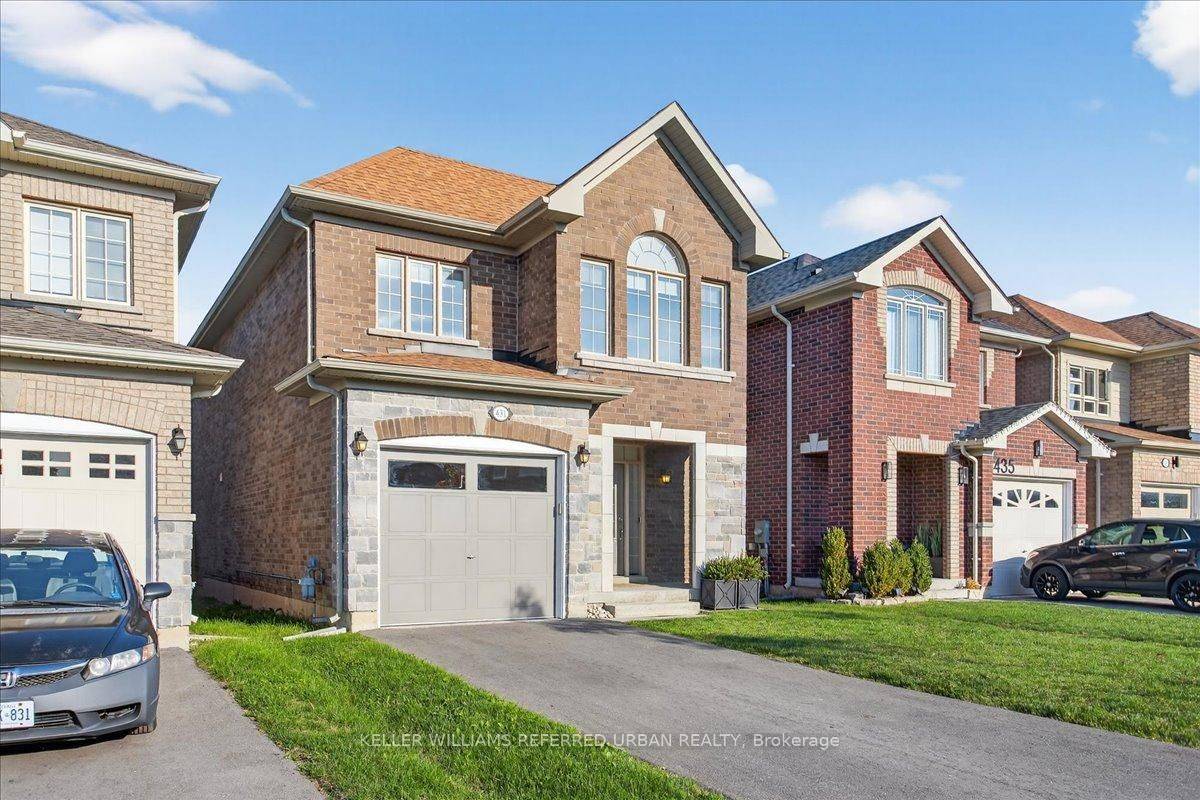 431 Rita's AVE, Newmarket, ON L3X 2N1