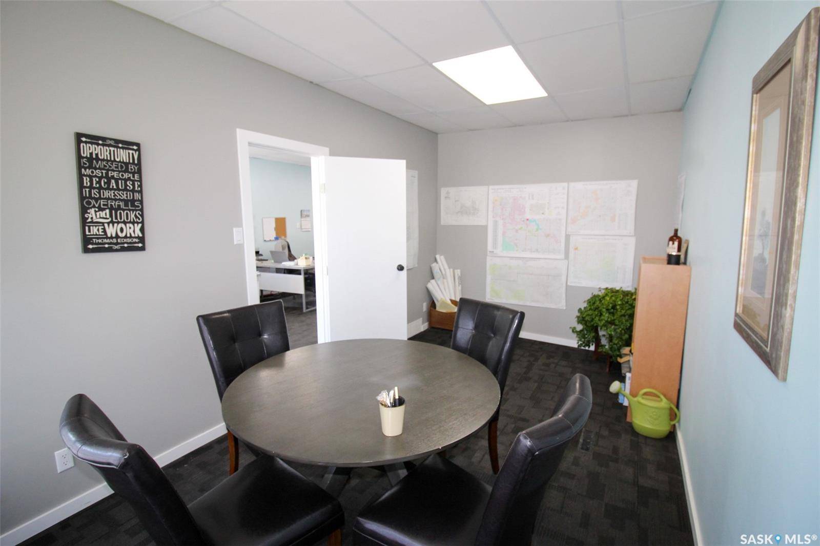 361 Centre STREET, Shaunavon, SK S9H 4W4