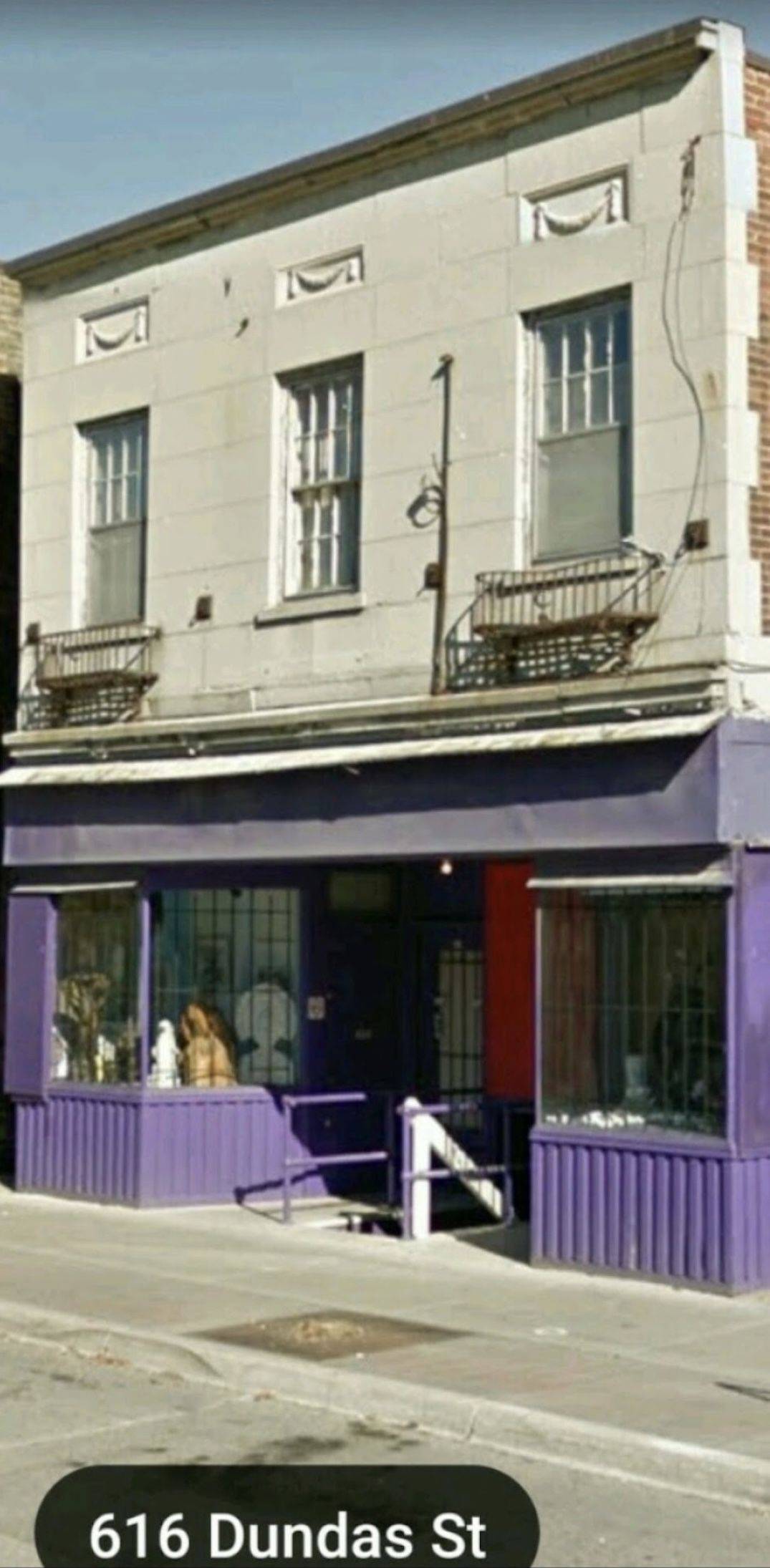 616 Dundas ST E, London East, ON N5W 2Y8