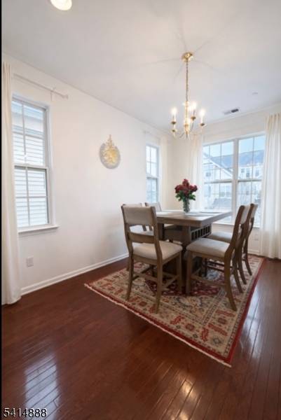 8 Swing Bridge Ln, South Bound Brook Boro, NJ 08880