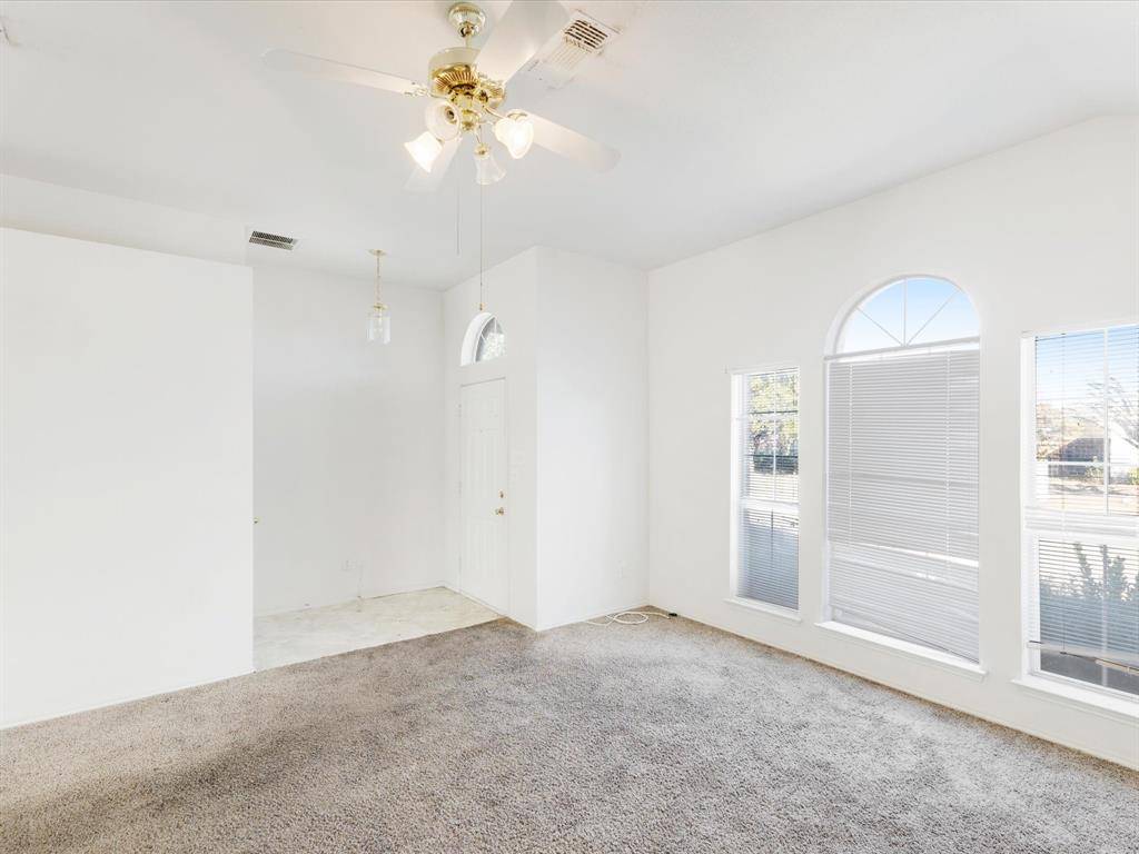 713 Azalea Lane, Cedar Hill, TX 75104