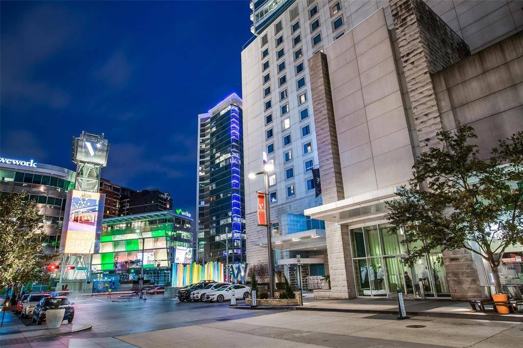 2430 Victory Park Lane #1809, Dallas, TX 75219