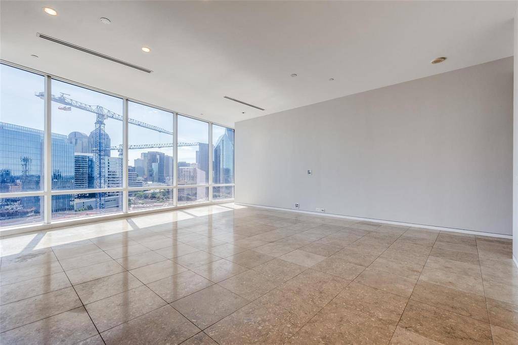 2430 Victory Park Lane #1809, Dallas, TX 75219