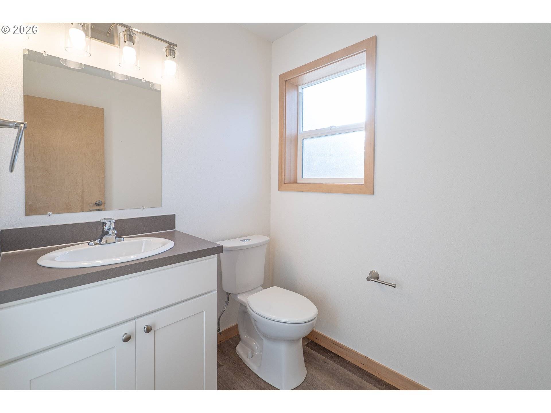 51690 Rose ST, Blue River, OR 97413