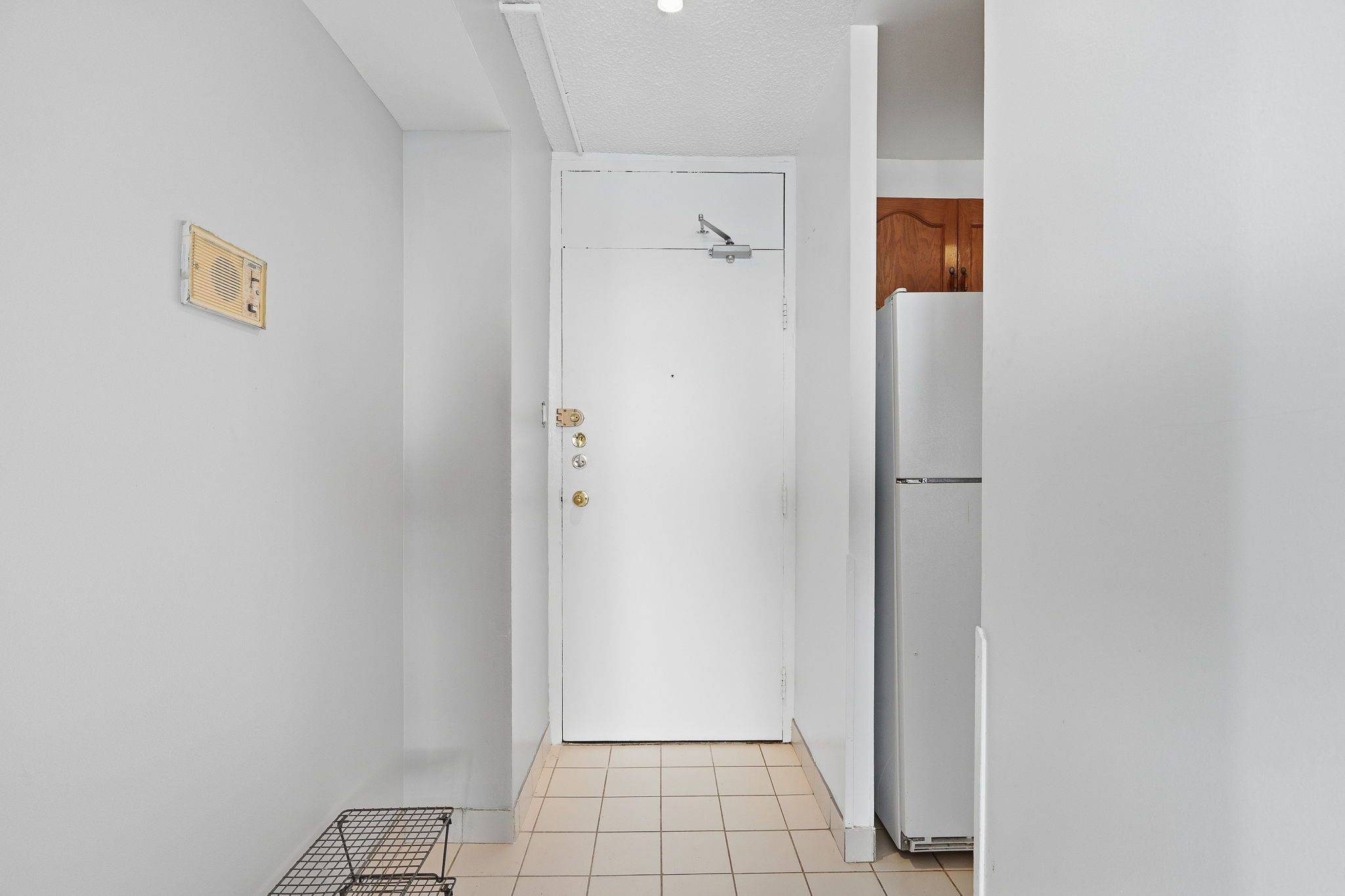 2000 Jasmine CRES #1110, Beacon Hill North - South And Area, ON K1J 8K4