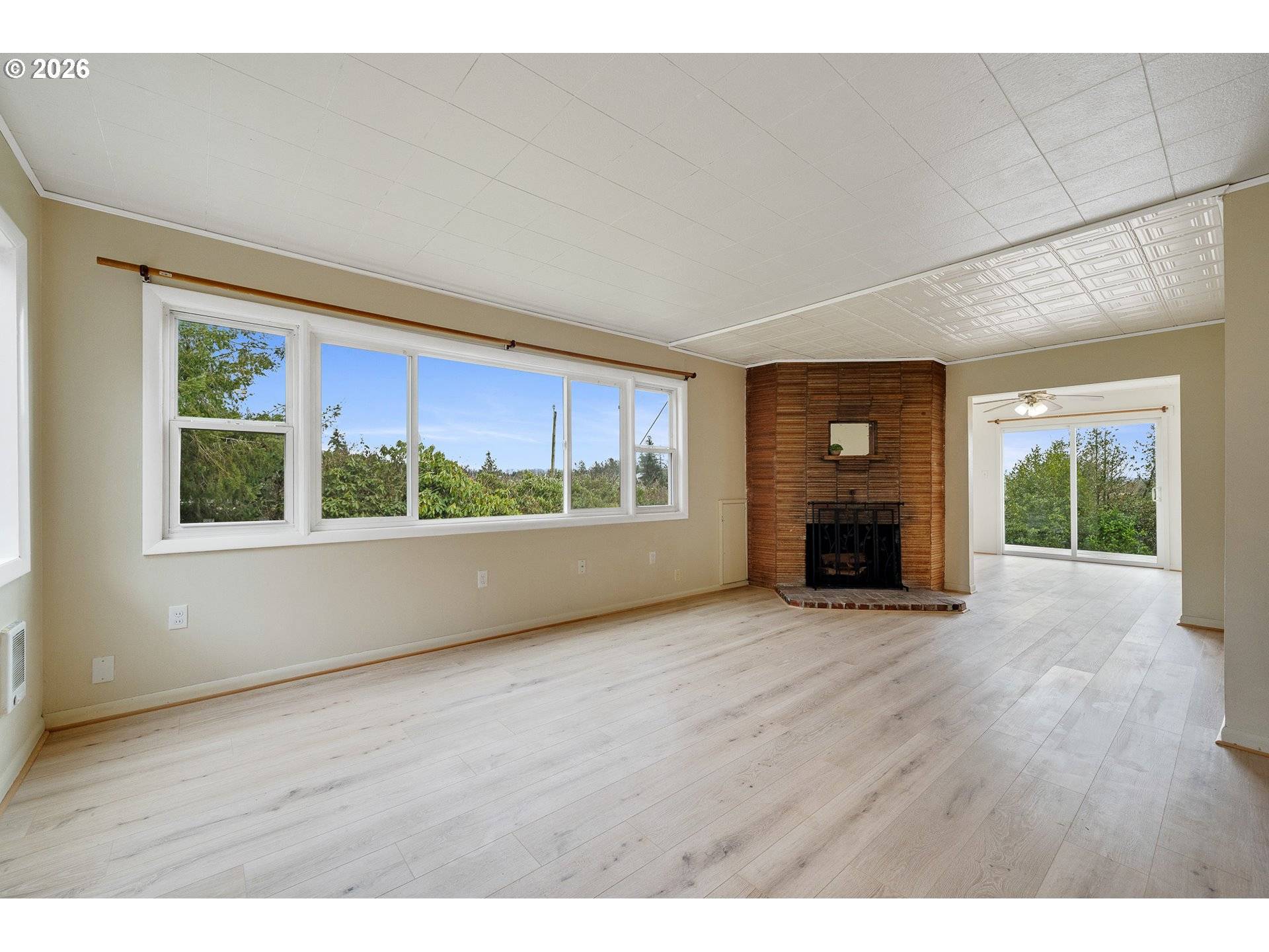 6475 SEATTLE AVE, Bay City, OR 97107