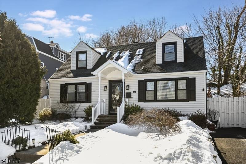 19 Glendale St, Nutley Twp., NJ 07110