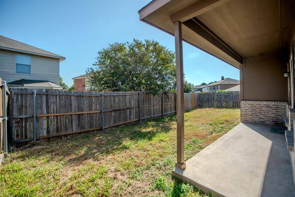 2049 Meadow View Drive, Princeton, TX 75407