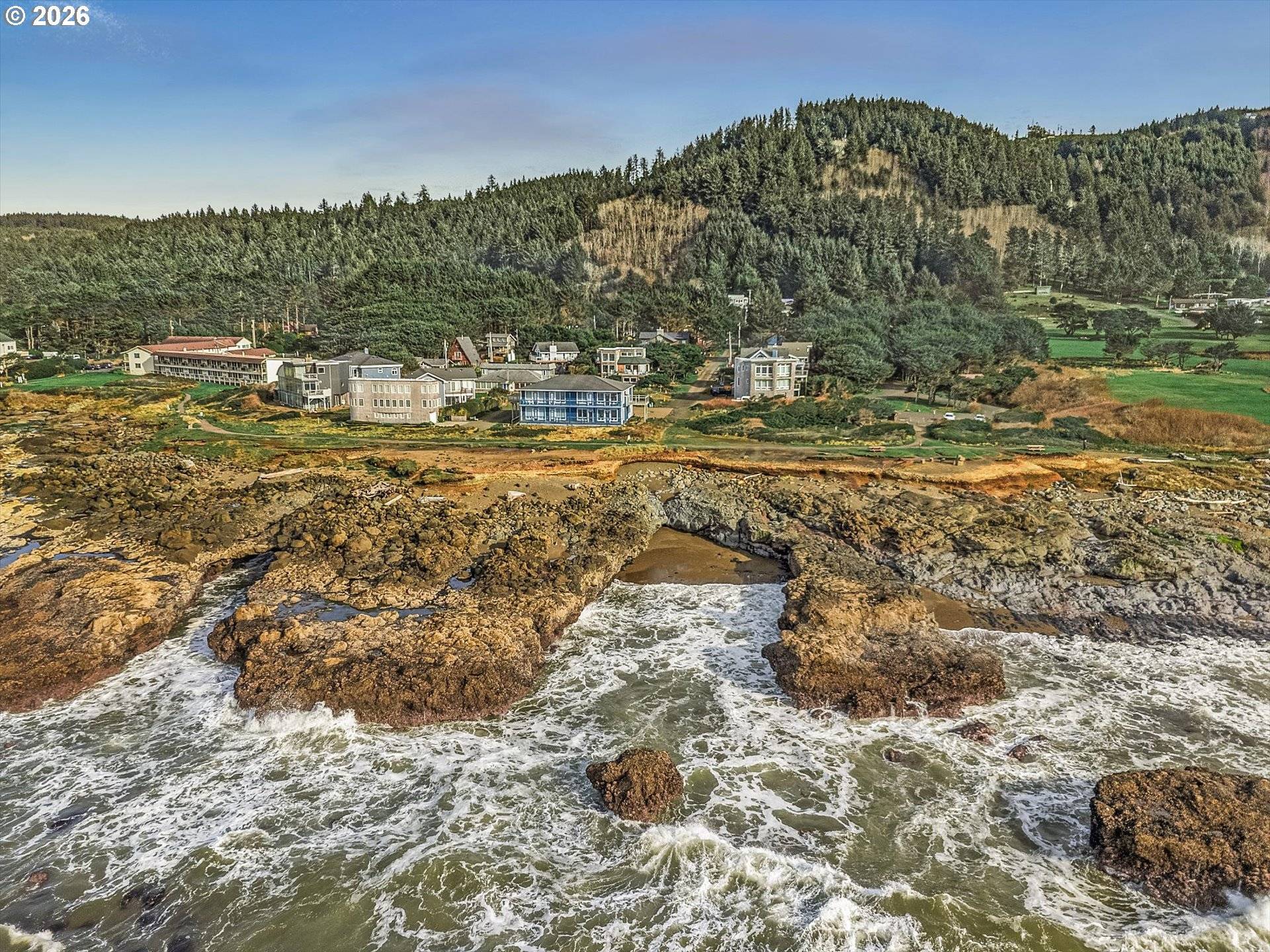 680 COOLIDGE LN, Yachats, OR 97498