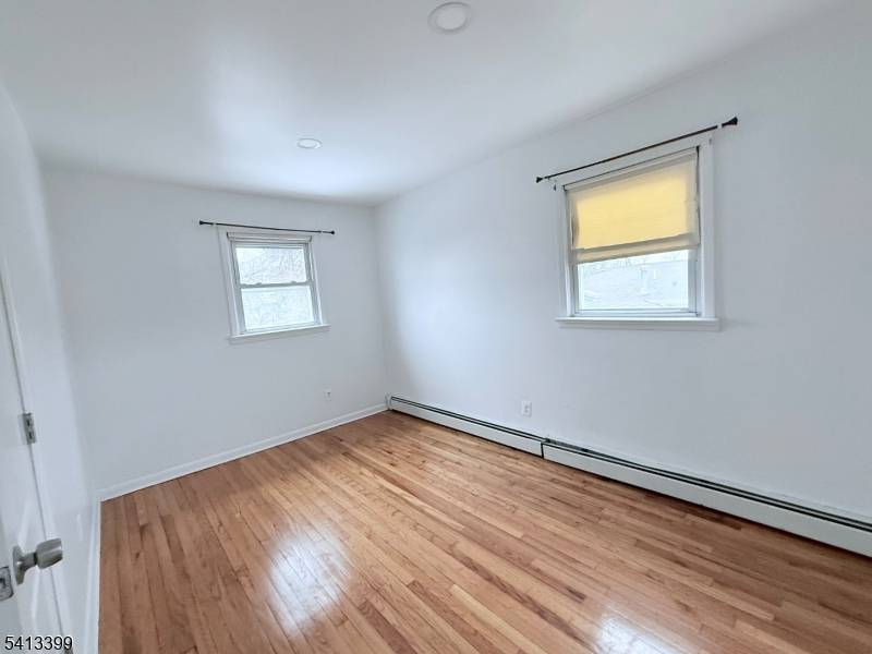 24 N 5Th St, Paterson City, NJ 07522