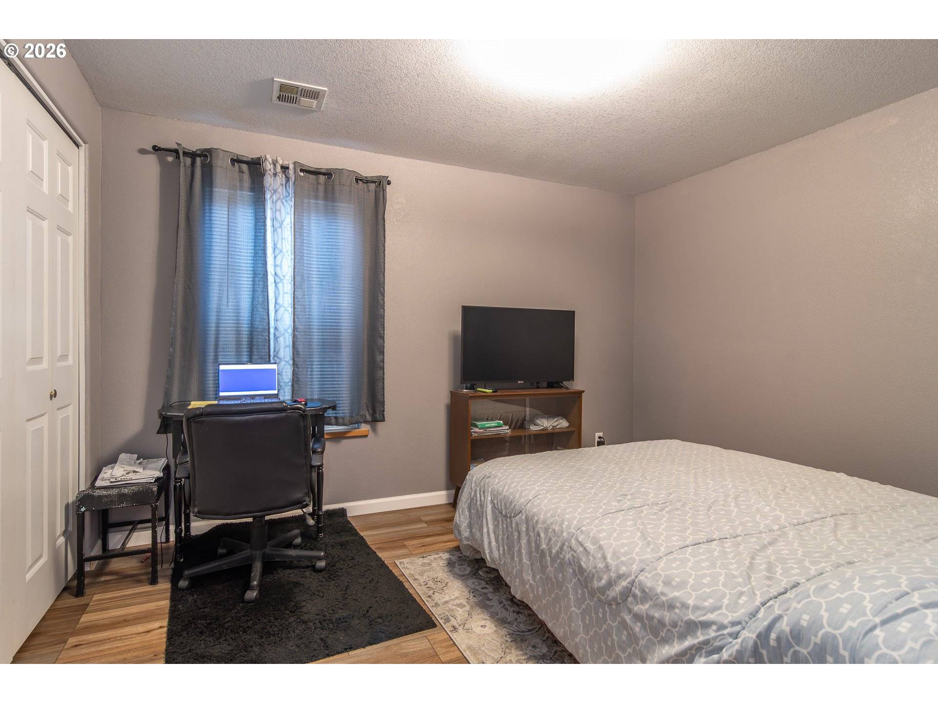 380 SUNNYSIDE DR, Winston, OR 97496