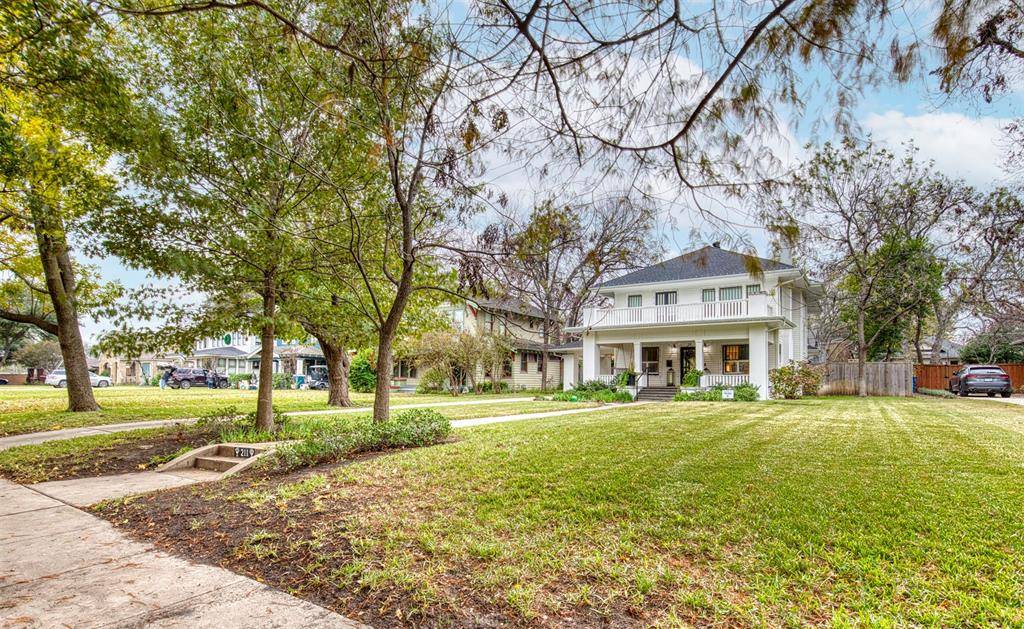 211 N Rosemont Avenue, Dallas, TX 75208