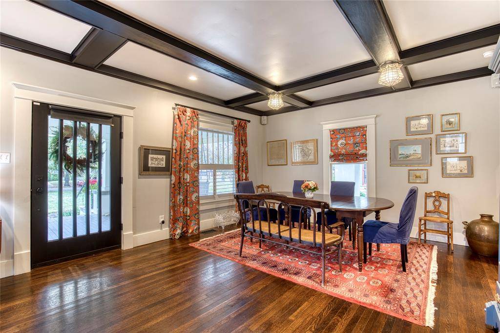 211 N Rosemont Avenue, Dallas, TX 75208