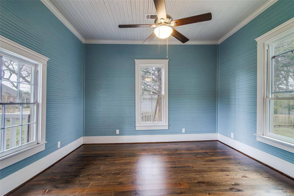 702 Kernodle Street, Rockwall, TX 75087