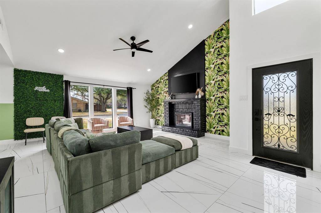 1301 N Trail Drive, Carrollton, TX 75006