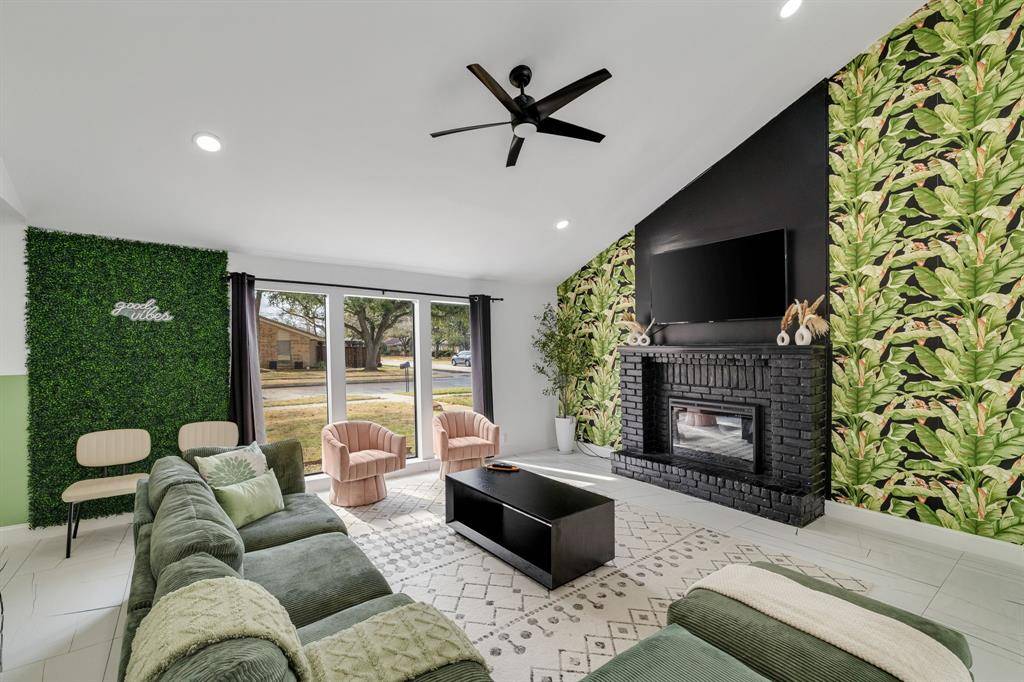 1301 N Trail Drive, Carrollton, TX 75006