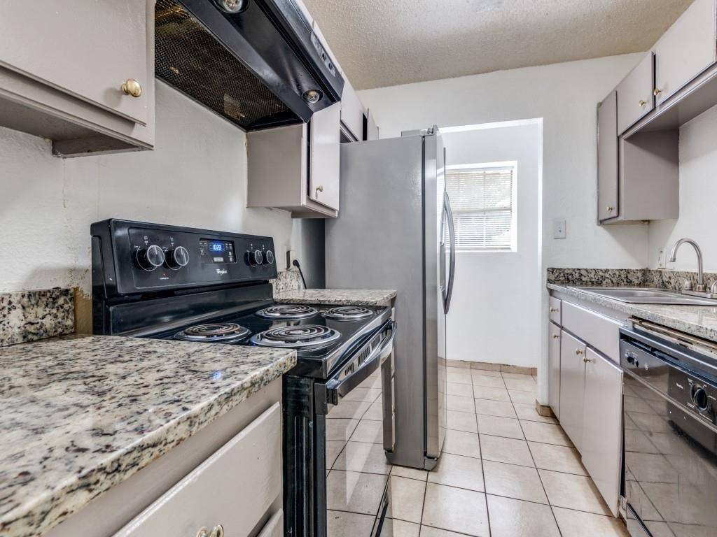 1700 Windsong Lane, Irving, TX 75060