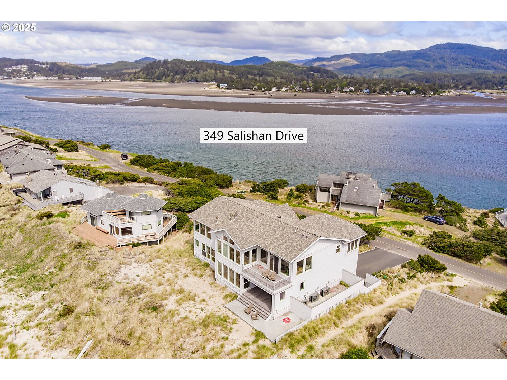 349 SALISHAN DR, Gleneden Beach, OR 97388