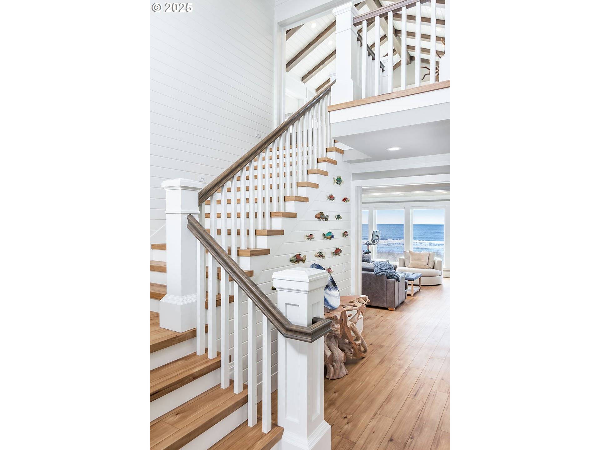 349 SALISHAN DR, Gleneden Beach, OR 97388