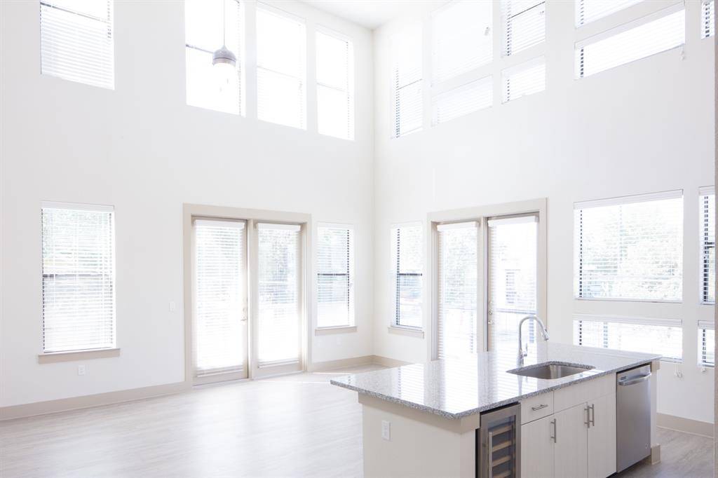2100 Moser Avenue #217, Dallas, TX 75206