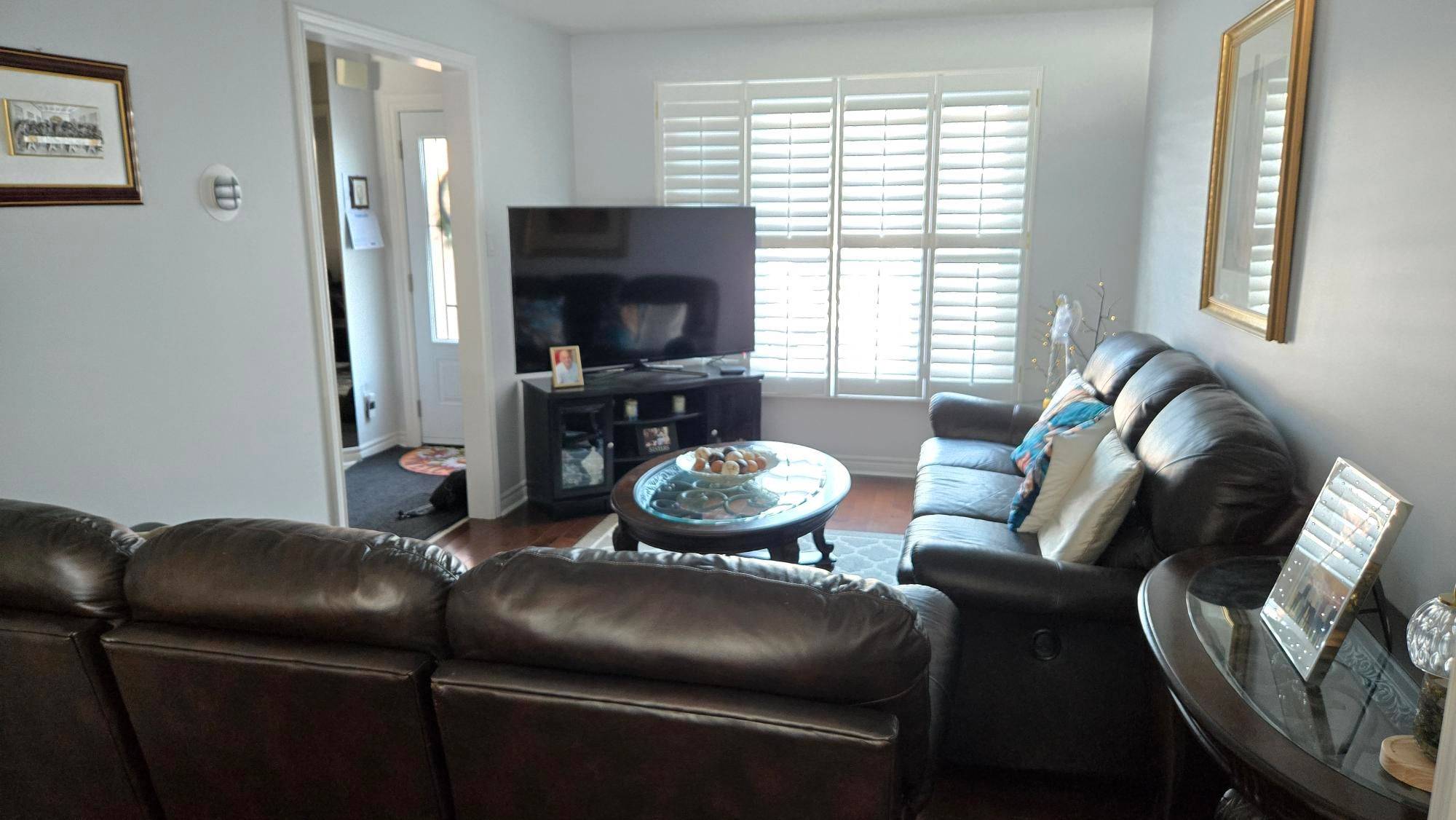 54 Fountainbridge DR, Caledon, ON L7E 1N4