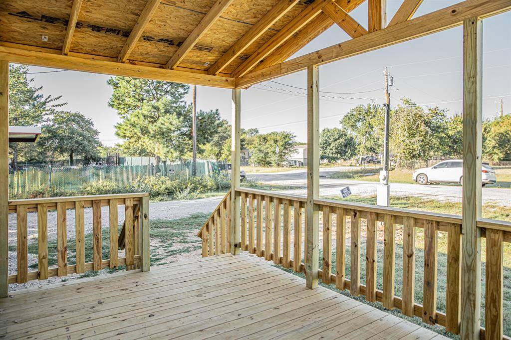 123 Kelly Court, Azle, TX 76020