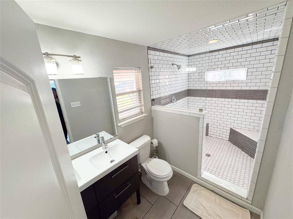 1719 Belmead Lane, Irving, TX 75061