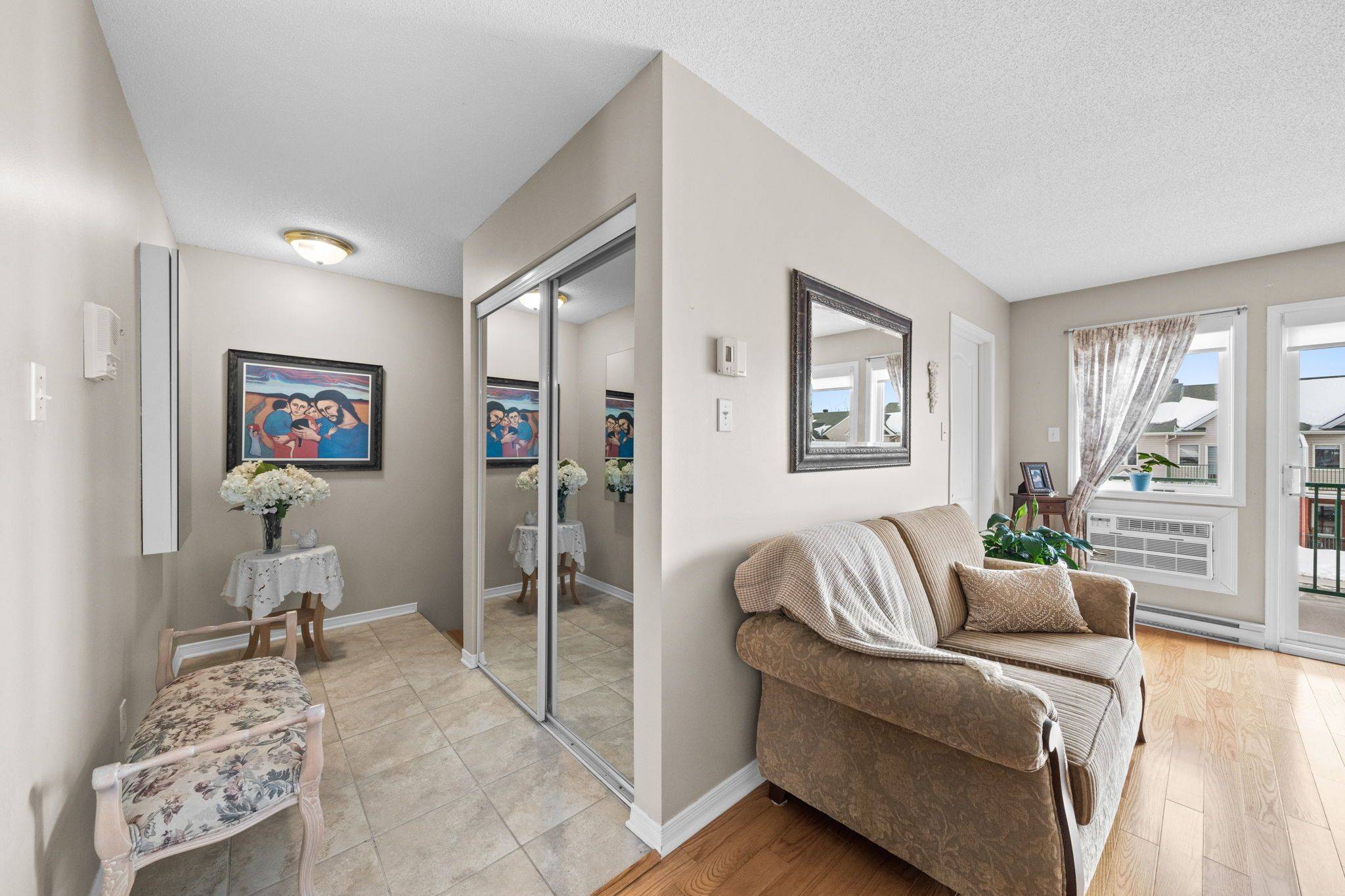 2929 Laurier ST #103, Clarence-rockland, ON K4K 1T8