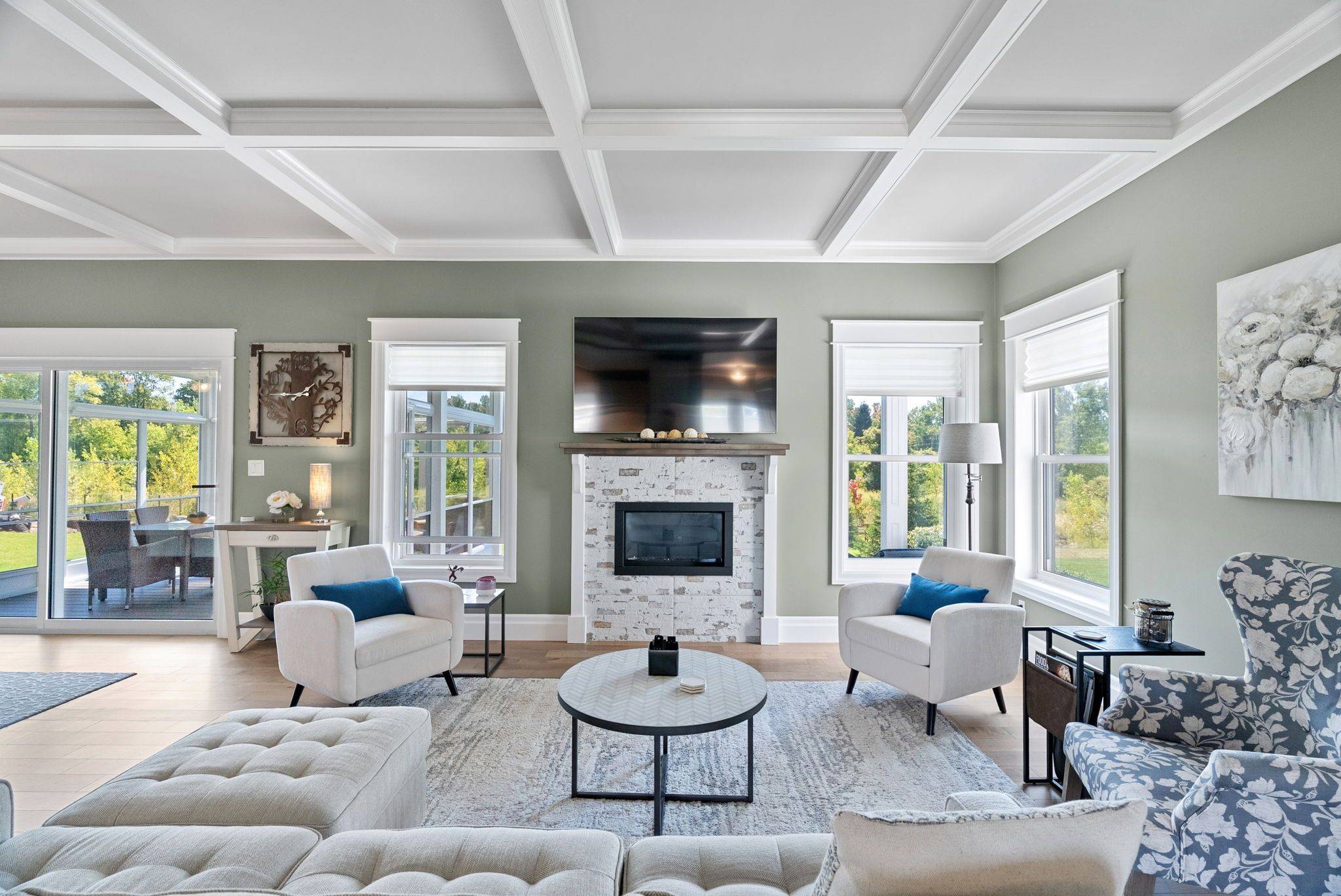 4 Fawn Creek LN, Bluewater, ON N0M 1G0