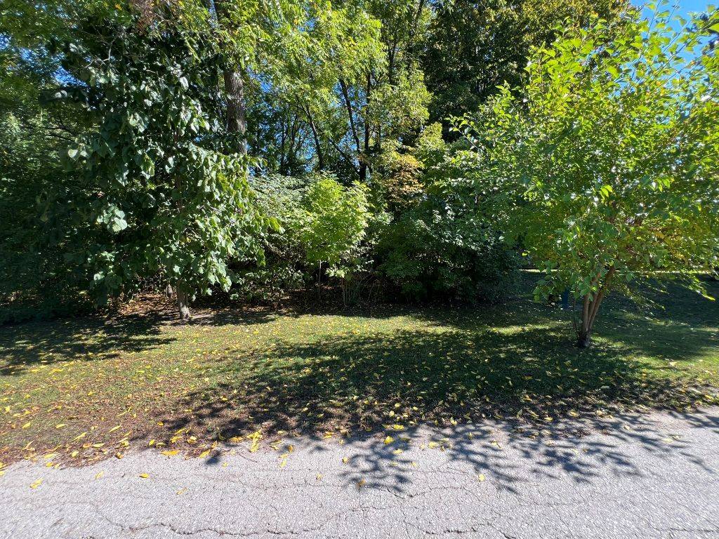 12 Sarnia ST, Bluewater, ON N0M 1G0