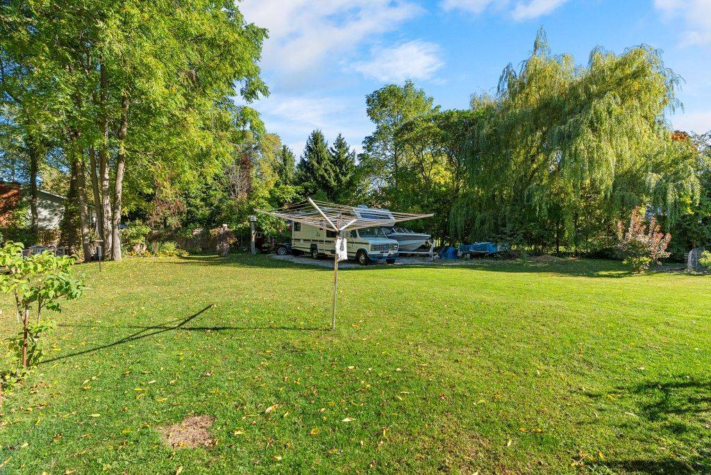 12 Sarnia ST, Bluewater, ON N0M 1G0