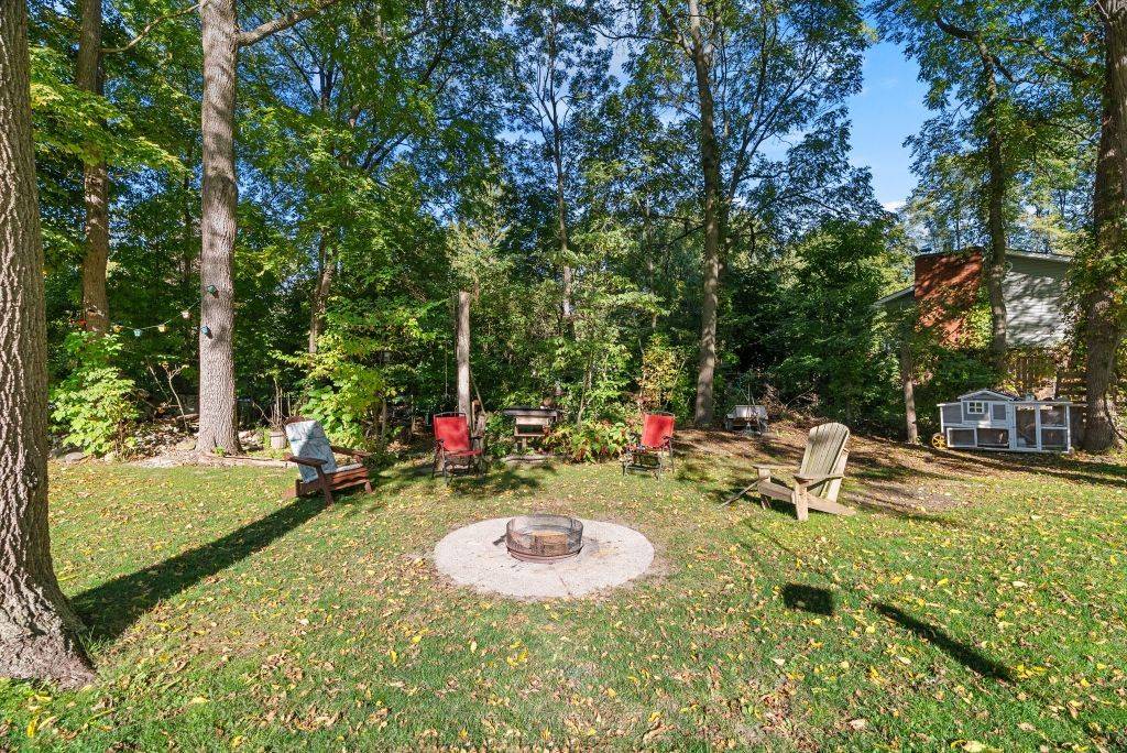 12 Sarnia ST, Bluewater, ON N0M 1G0