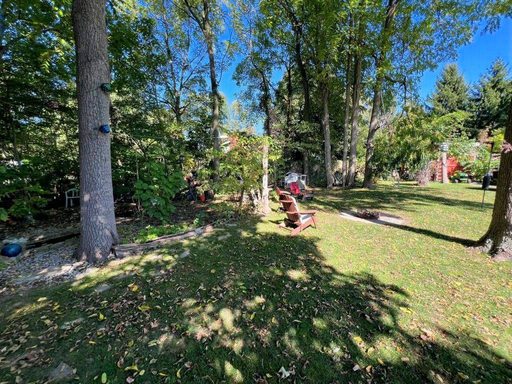 12 Sarnia ST, Bluewater, ON N0M 1G0