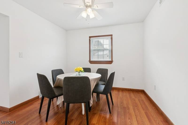 32 Glenville Rd, Edison Twp., NJ 08817