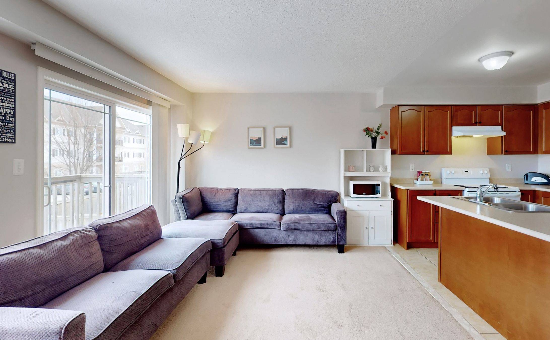 51 Connell LN E #12, Clarington, ON L1C 0L1