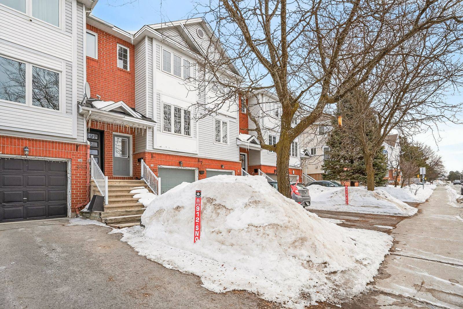 460 Seyton DR, Bells Corners And South To Fallowfield, ON K2H 1G2