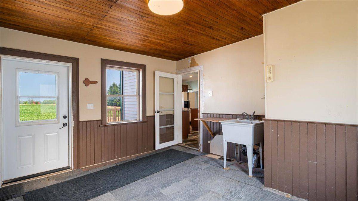 837 Casey RD, Belleville, ON K8N 4Z6